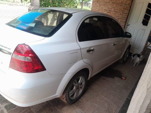 Chevrolet Aveo - Image 6