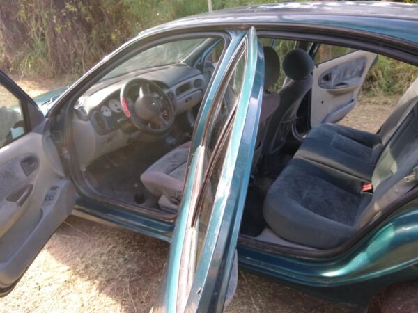 Renault Megane - Image 2