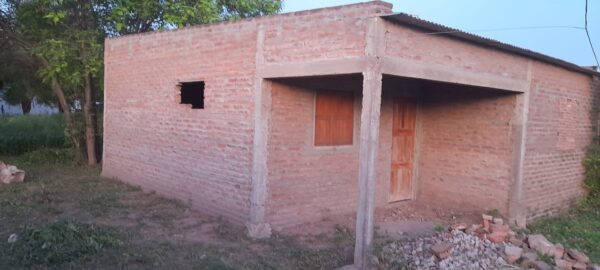 Casa a terminar, Pampa de los Guanacos. - Image 2
