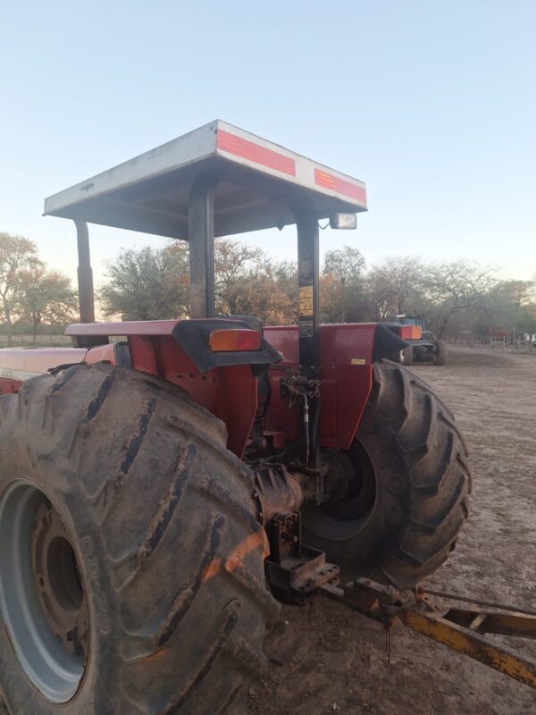 TRACTOR MASSEY 297 - Image 2